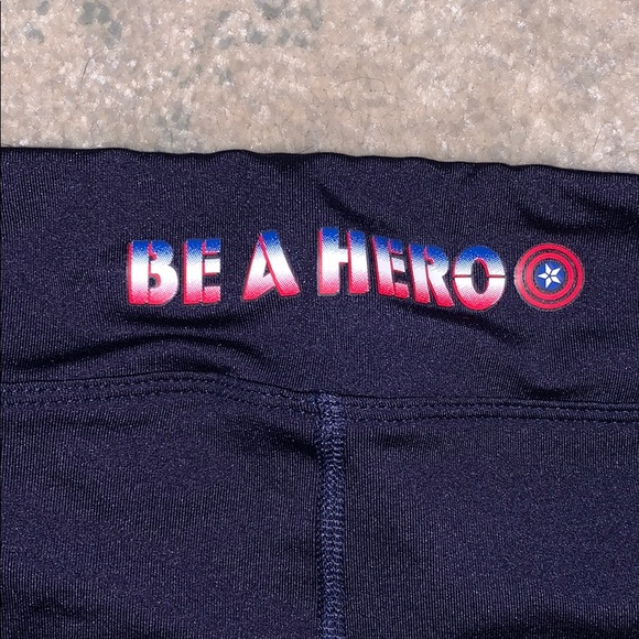 Marvel Captain America Spandex Shorts - Picture 3 of 3